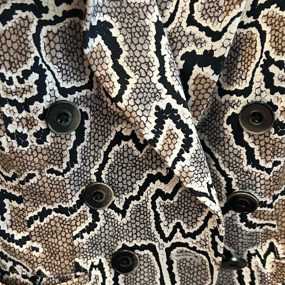 Cabi Python Snake-Print Blazer With Shoulder Pads… - image 3